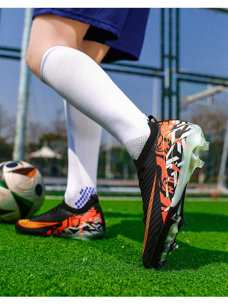 New Men Football Boots Training Long Spikes Soccer Shoes Sneakers Original  Drop Shipping Futsal Cleats Match Ultralight Indoor