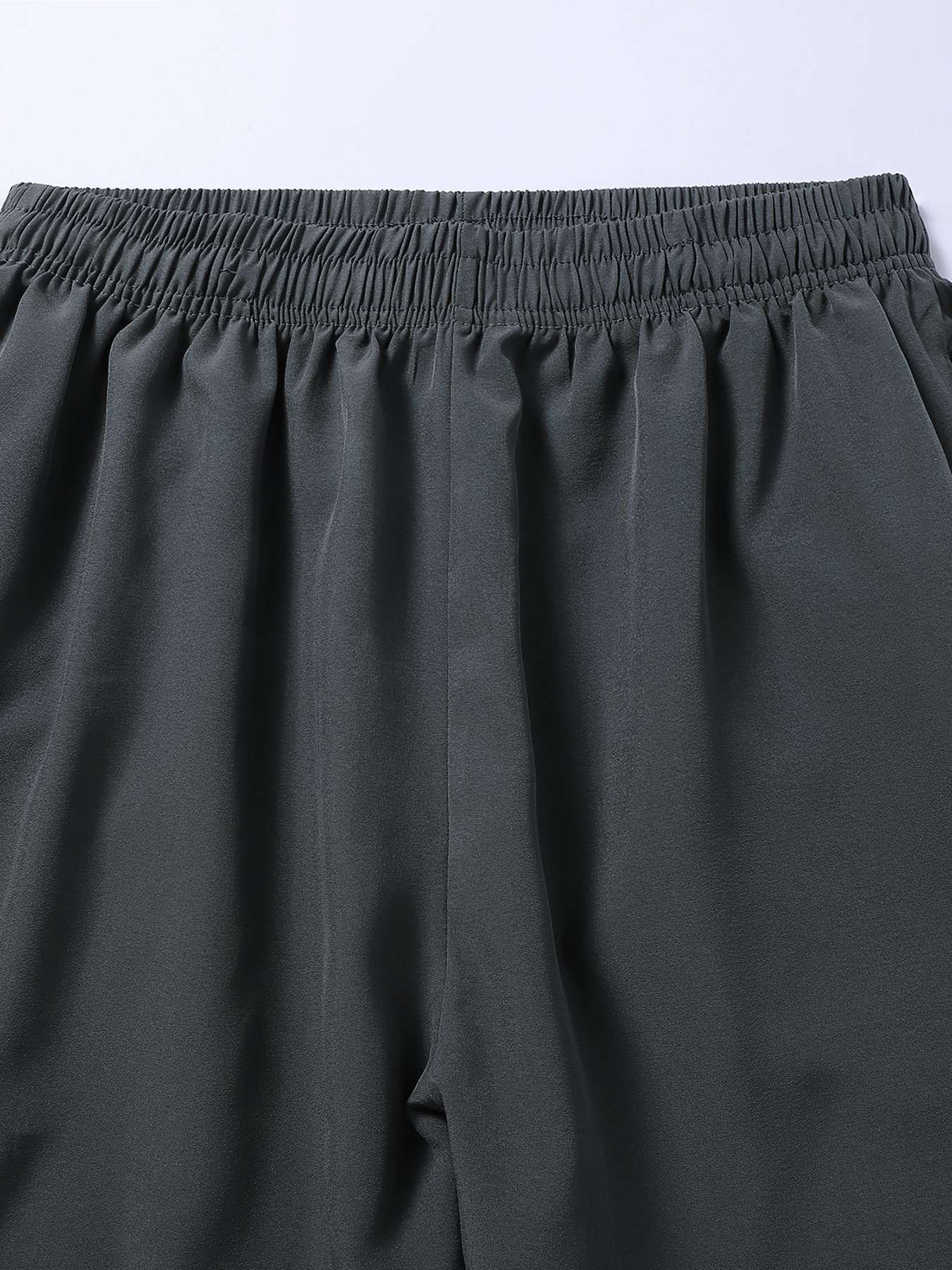 7 pairs of men's casual sports shorts - wrinkle-resistant polyester blend, loose fit with adjustable drawstring waistband and si