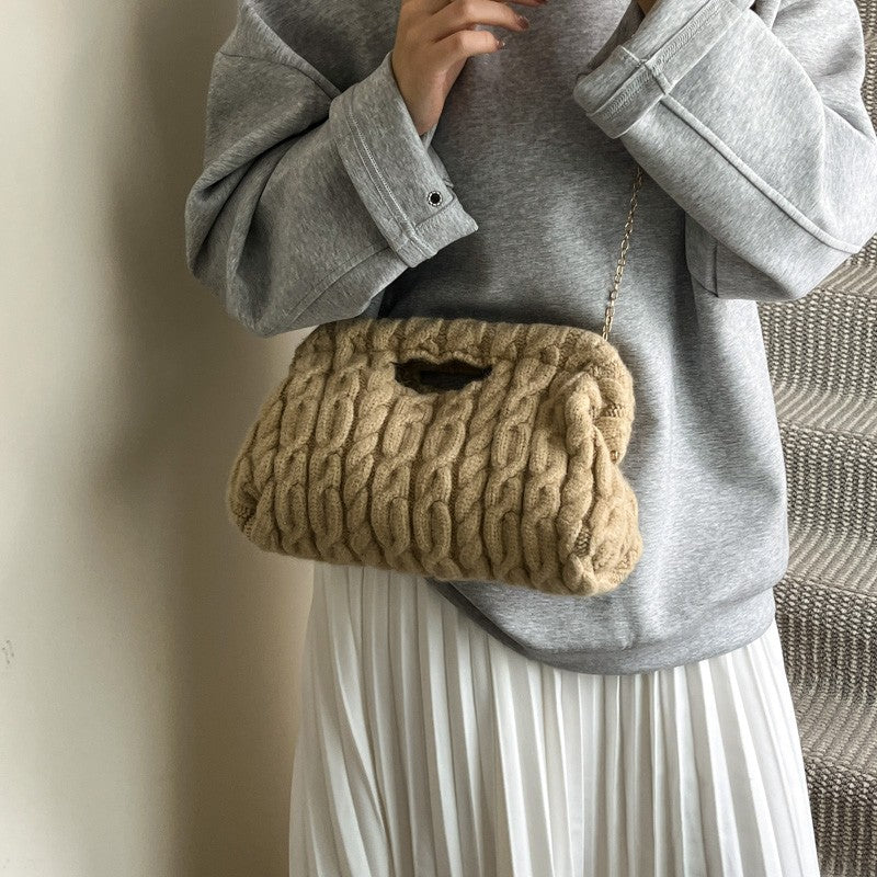 Women Knitting Chain Shoulder Bags Trend Crochet Clutch Purse Plush Cloud Handbags Autumn Winter Travel Daily Crossbody Bags
