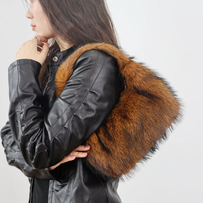 Solid Color Plush Dumpling Bag Simple Style Niche Design Faux Fur Handbag Tote Small Women's Underarm Hobo Bag