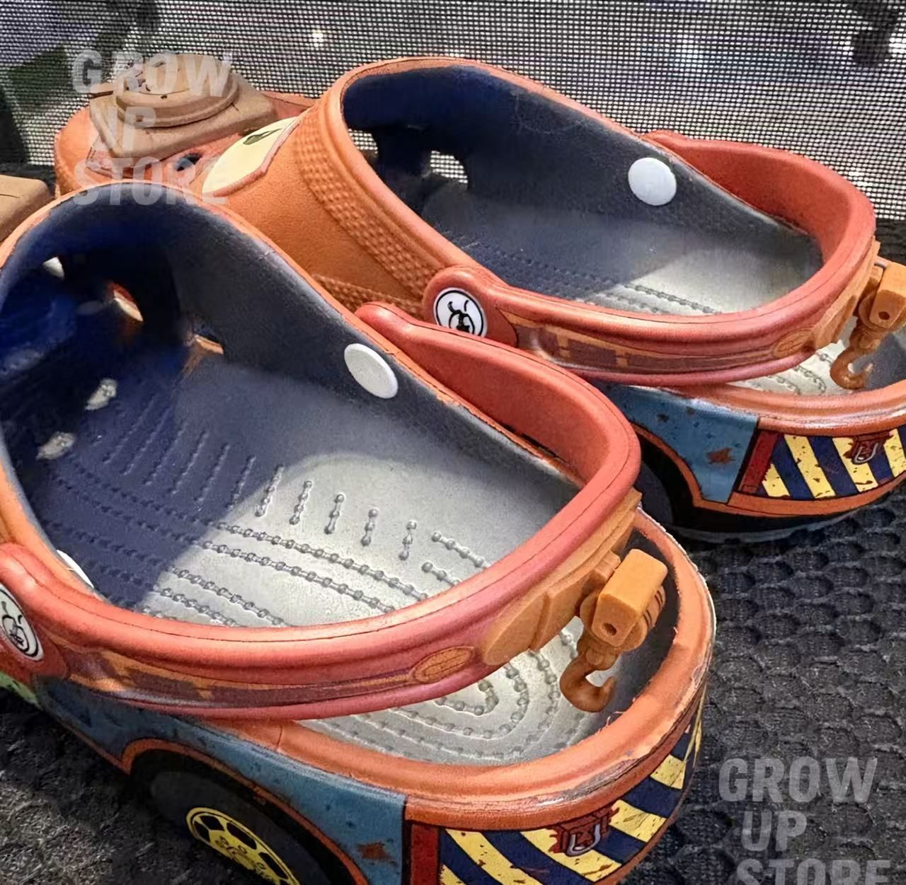 Chinelo Sólido de Desenho Animado Hot Anime Disney McQueens Pixar Impermeável Sandálias Casuais Respiráveis Sapatos Eva com Tira no Tornozelo Presentes
