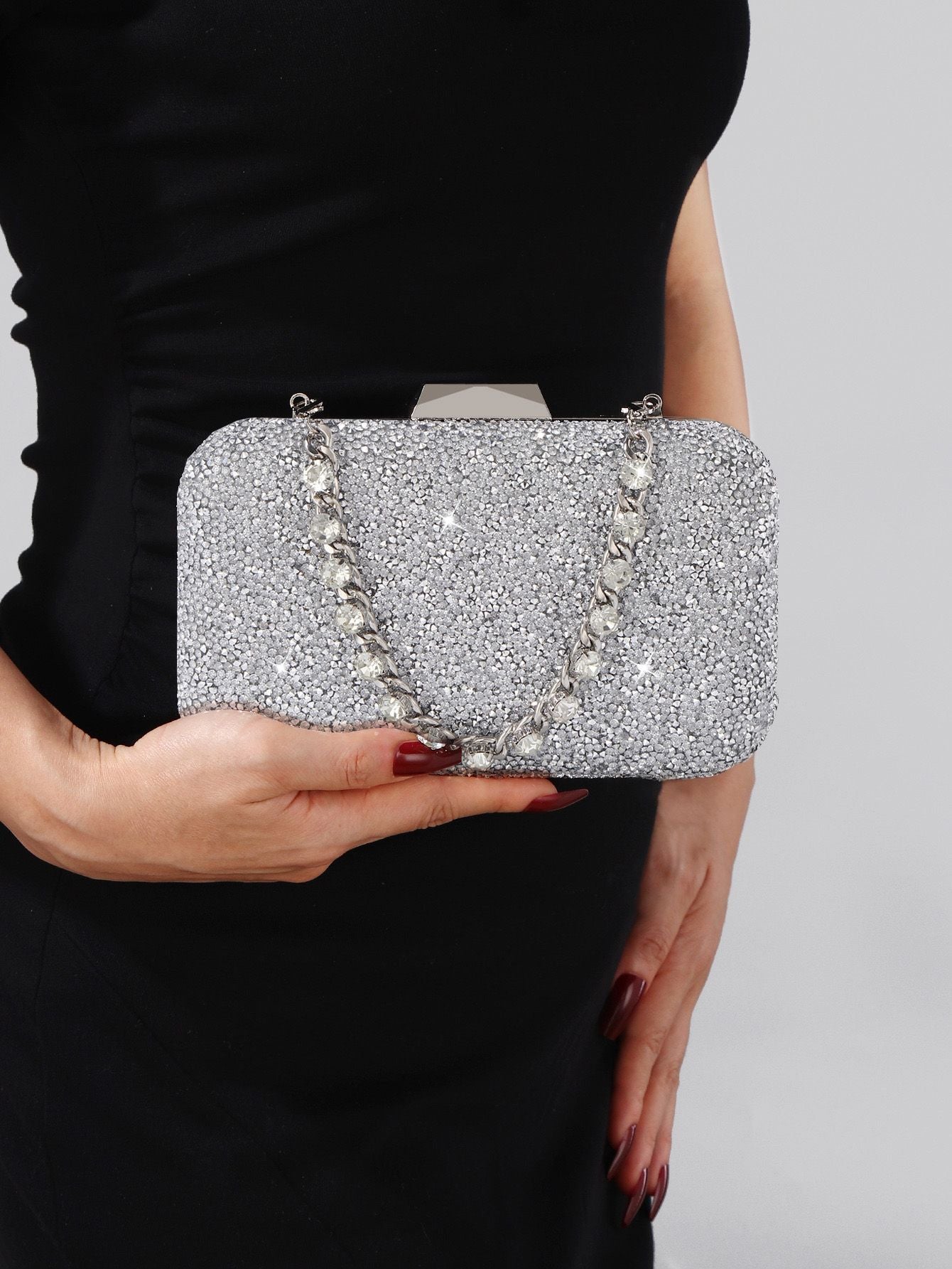 Luxury Elegant Sequined Clutch Bag Trendy Glitter Diamonds Metal Buckle Evening Bag Wedding Clutch Handbag Shoulder Bag Chain