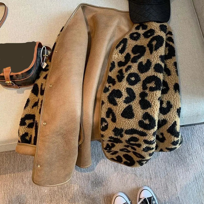 New Vintage Leopard Print Winter Warm Coats Female Fashion Lightweight Lamb Wool Jacket Women Casual Loose Plush Short Outerwear