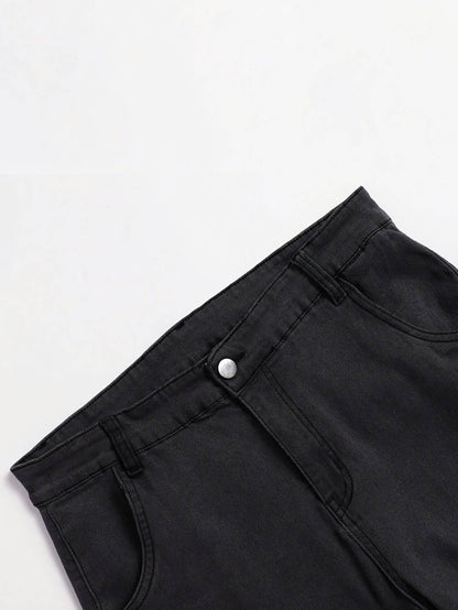 Calça jeans masculina com múltiplos bolsos, estilo casual e perna reta