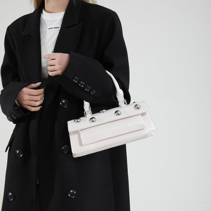 Bolsa de Ombro Pequena Retrô com Rebites de Couro PU LEFTSIDE para Mulheres Tendência 2025 Bolsas de Mão de Luxo Y2K e Bolsas Transversais Femininas