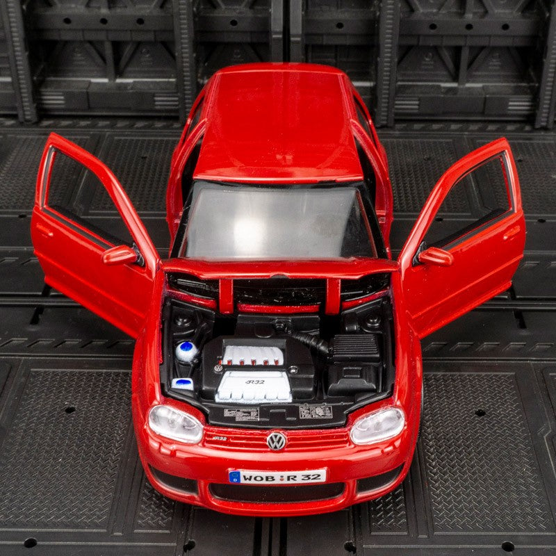 Maisto 1:24 Volkswagen Golf R32 modelo de carro em liga de metal, enfeites de coleção, brinquedos estáticos adequados para presentes de namorado.