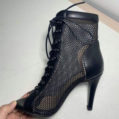 Novas Sandálias Femininas de Salto Alto Sexy Vazadas em Tela Tendência da Moda Verão Conforto Peep Toe Botas Stilettos Jazz Dance Tamanhos Grandes