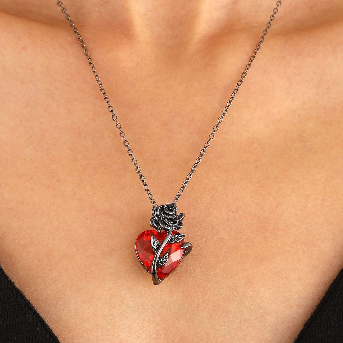 Colar Gótico Rosa Vermelha Amor Joias Y2K Femininas Delicado Tom Prata Pingente Coração Humano Ensanguentado Presentes Personalizados