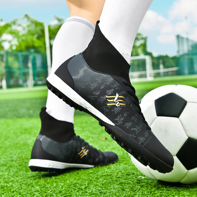 New Soccer Boots Men Football Shoes Cleats Professional Soccer Shoe High-Tops Non-Slip Spikes for Big Boys Wide Training Sneaker