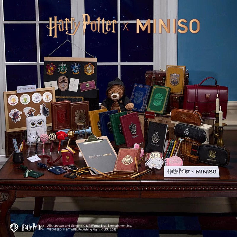 Miniso Bolsas de Cosméticos Harry Potter com Co-Branding Bolsas Transversais Periféricos de Anime Brinquedos de Adereços de Cosplay Infantis Presentes de Natal