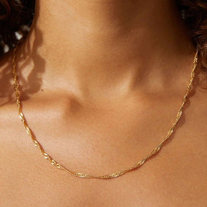 Colar de Corrente Fina de Aço Inoxidável Banhado a Ouro Requintado para Mulheres, Estilo Simples, Gargantilha Feminina