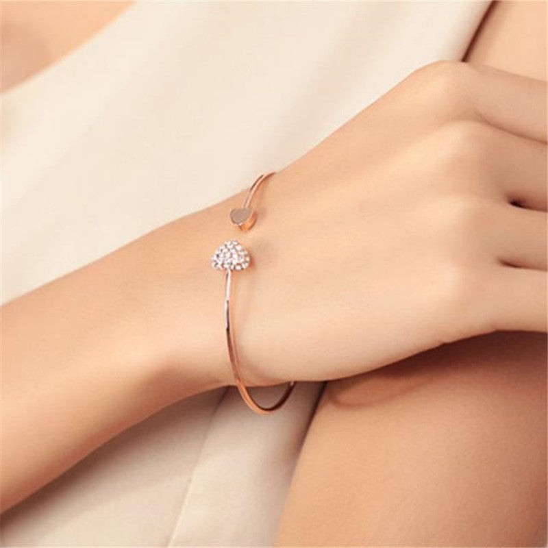 Pulseira Bracelete Aberto Ajustável com Laço de Coração Duplo de Cristal para Mulheres Joias Presente de Ano Novo 2026 Mujer Pulseras