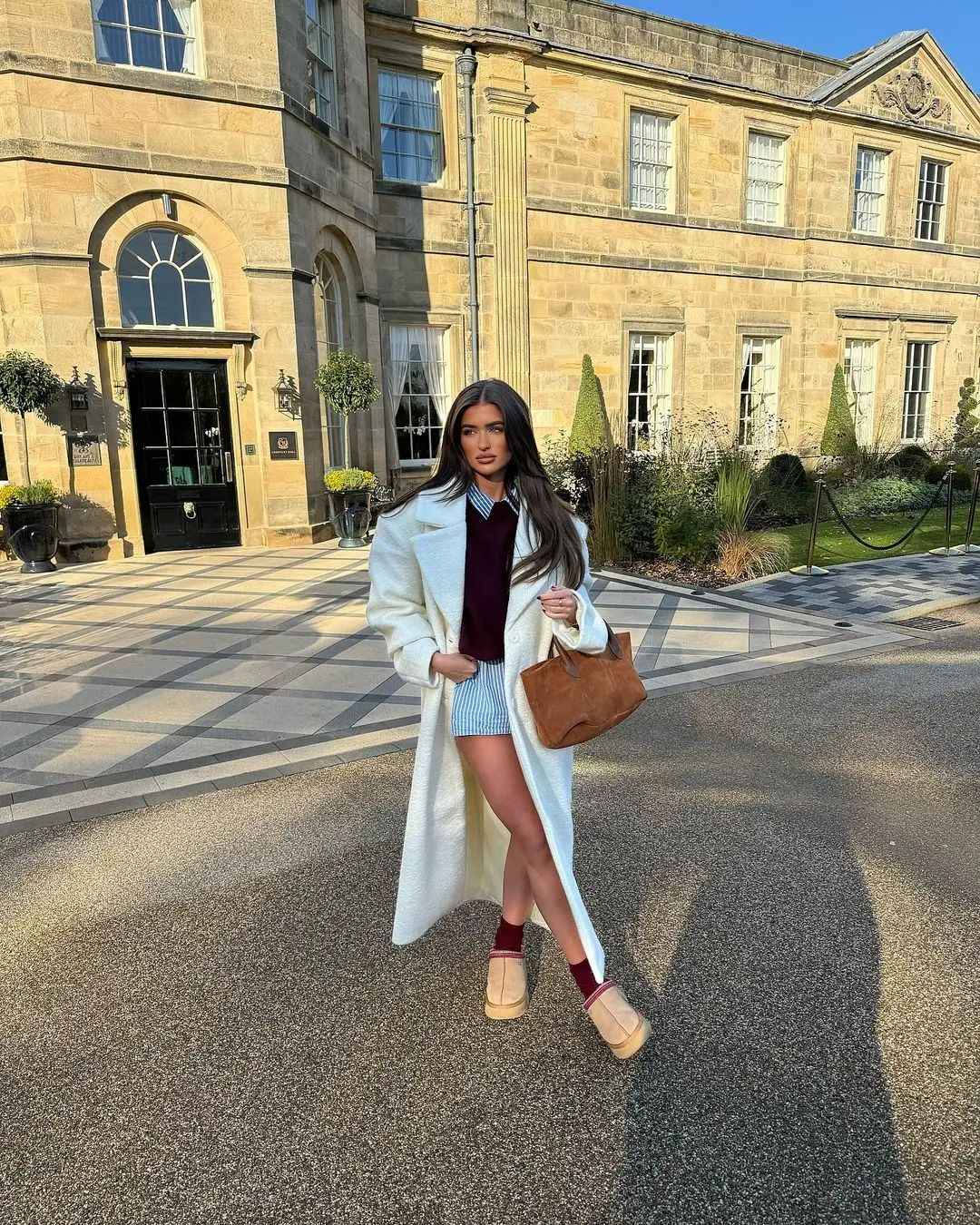 Elegant White Lapel Woolen Long Coat Women Fashion Full Sleeve Single-breasted Warm Loose Coats Lady Winter Commute Street Wear