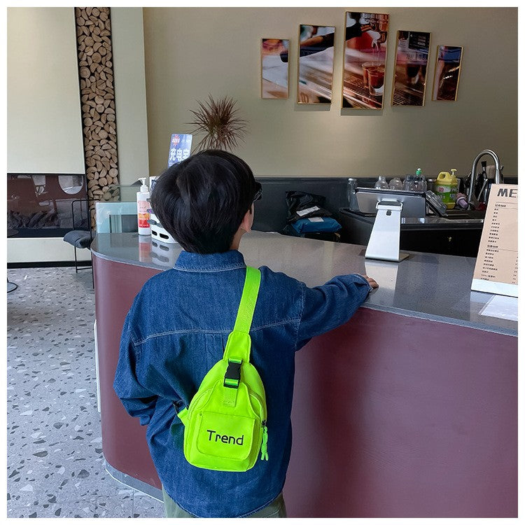 Bolsa de ombro infantil de cor lisa com letras simples, moderna, de nylon, para crianças, bolsa transversal, fofa, casual, para meninos, pochete, bolsa de mão