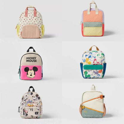 Mochila Infantil 2025 Tendência Nova Mochila Escolar Adorável Moda Casual Versátil Bolsas de Ombro Duplo Mochila com Estampa de Desenho Animado para Bebês Meninos