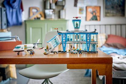 ?Pré-venda em jan.?LEGO® City Aeroporto com Avião (60502) Kit de Montar para Crianças a partir de 8 anos 887 Peças Presente de Aniversário Natal