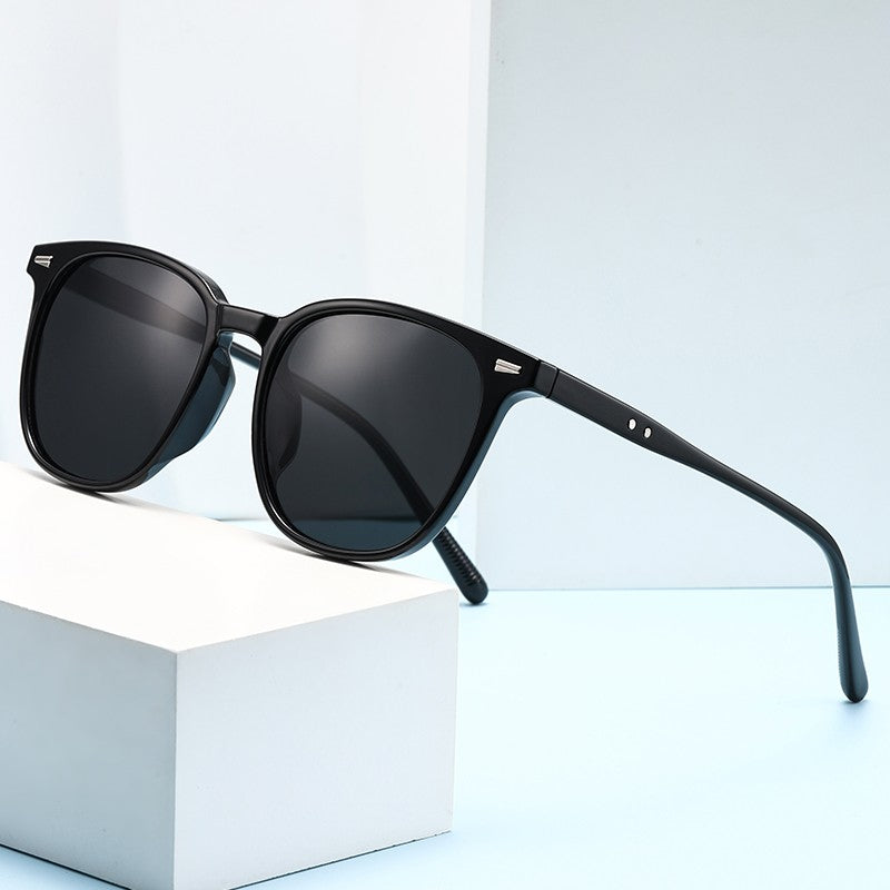 2025 New Ultra Light Square Black Face Enhancing Sunglasses With Trendy Natural Color And Uv Resistant  Sunglasses 3069