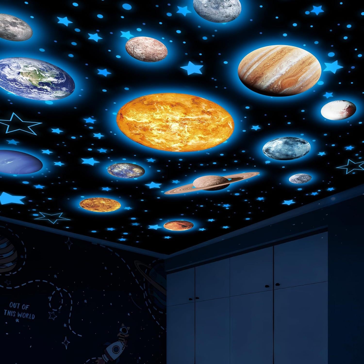 757PCS Glow in The Dark Planets Wall Stickers For Children's Room Kids Bedroom Luminous Moon Stars Self-adhesive Ceiling Decor