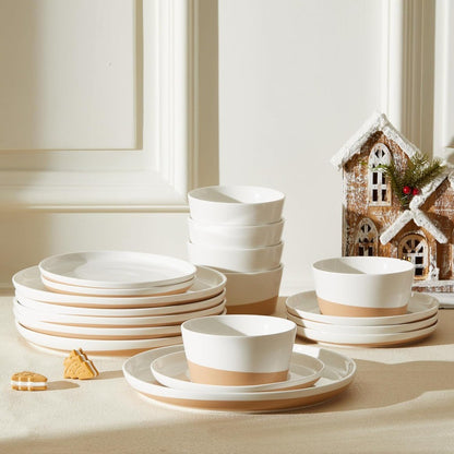 Sweese 18 Pieces Porcelain Dinnerware Set, Modern Dish Set for 6, Hand Painted Kitchen Plates and Bowls Sets, Scratch Resistant
