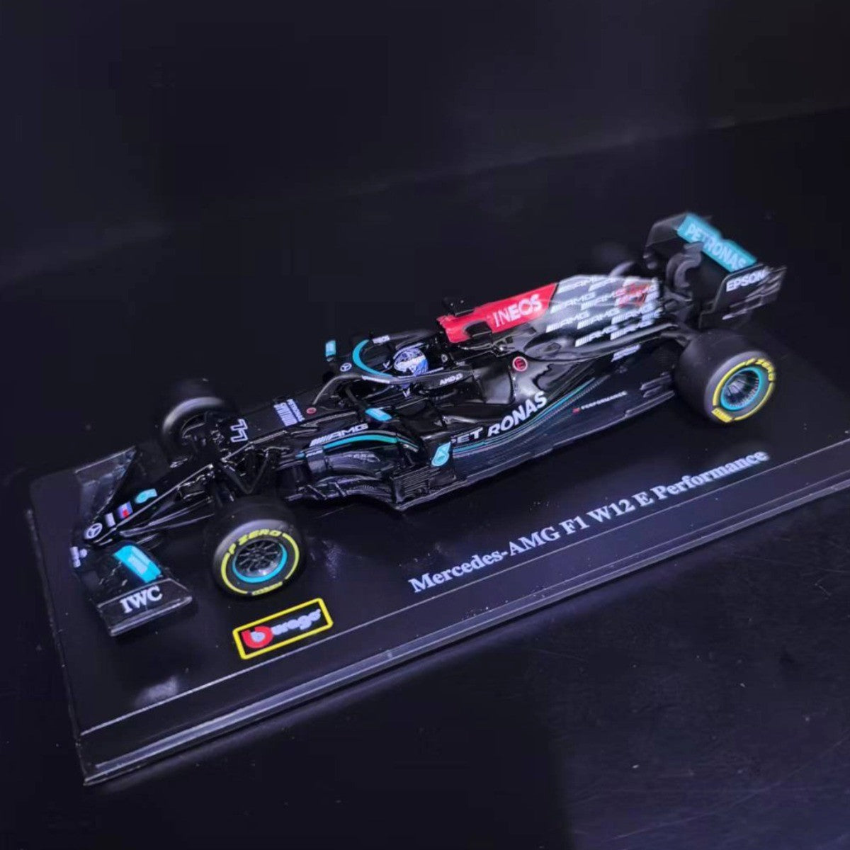 Bburago Mercedes W12 #77 Bottas F1 Car Model with Showcase, 1:43 Scale Formula 1 Racing Miniature Collectible Figure Toy
