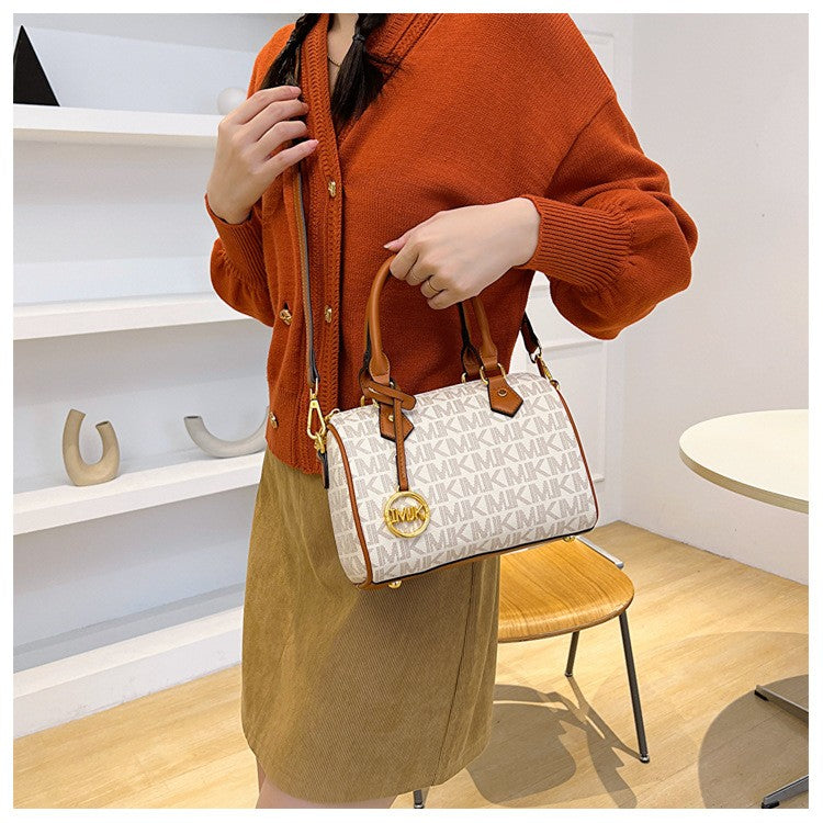 IMJK 23*17cm Luxury Women Clutch Bags Crossbody Shoulder Purses Handbag Women Clutch Travel Tote Bag