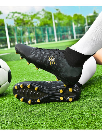 New Soccer Boots Men Football Shoes Cleats Professional Soccer Shoe High-Tops Non-Slip Spikes for Big Boys Wide Training Sneaker