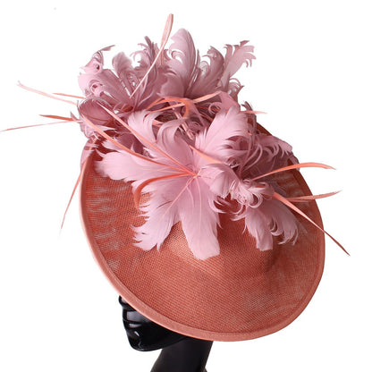 Bonés Cinzentos Millinery Com Acessórios de Tiara Imitação Sinamay Chapéu Derby de Coquetel Feminino Fascinadores de Cabelo de Noiva com Pena Chique