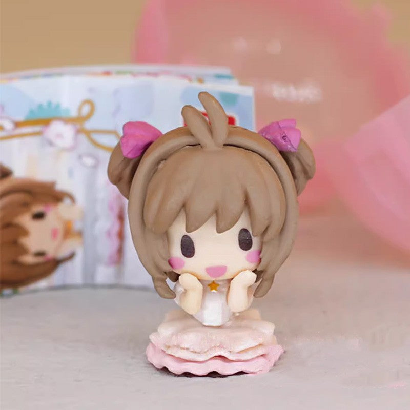 Cardcaptor Sakura Q Versão de uma Boneca Abraçando um Cabo de Dados Li Syaoran Cerberus Modelo de Desenho Animado Brinquedo Cápsula