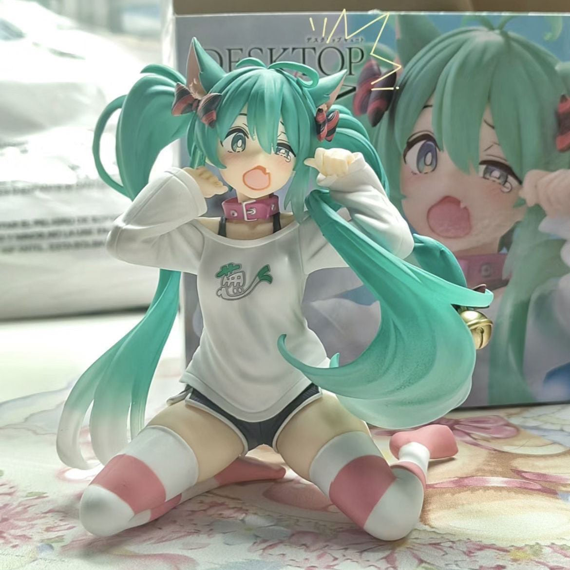 2026 ** 12cm Anime Hatsune Miku Action Figure with Cat Ear Long Sleeve Clothes PVC Model Toy for Children Gift Collectible