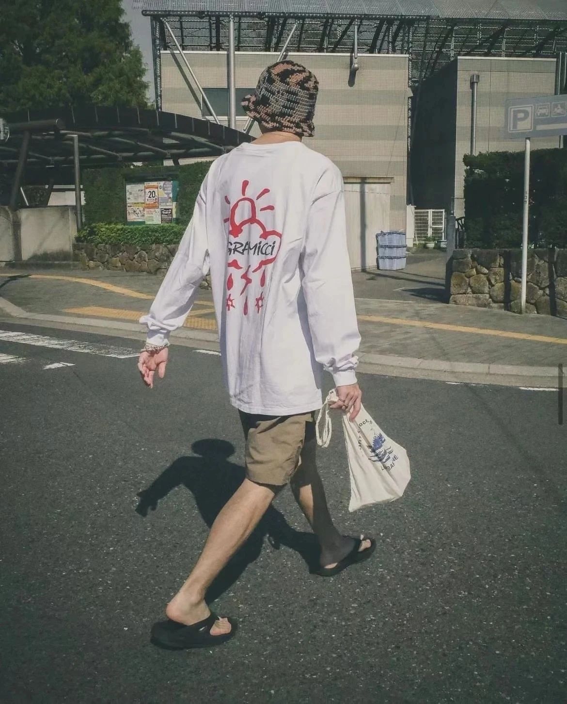 OOFOS NEW Sandals - Lightweight Recovery Shoes Slippers Men Women Soft Bottom Indoor Home Slides Sandals Light Beach Shoe