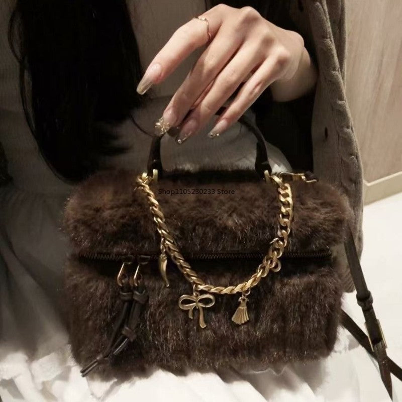 Faux Fur Mini Box Bags Luxury Designer Handbag for Women Trendy Ladies Fashion Casual Chain Elegant Shoulder Bags Crossbody Bag