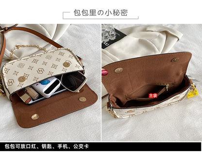 Fashionable retro printed small square bag; versatile single shoulder bag; crossbody bag under the arm.