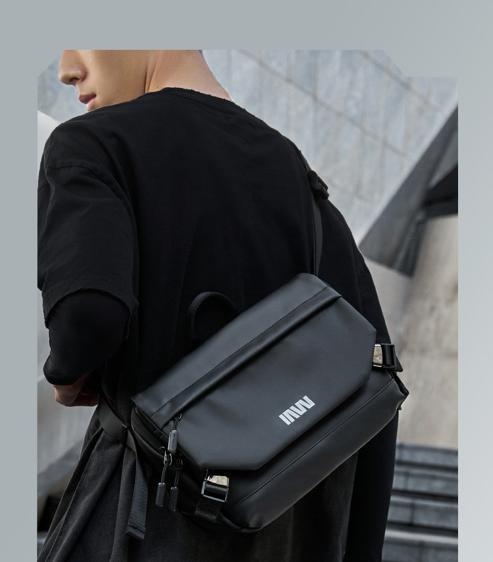 Septwolves Lightweight Men Shoulder Bag Leather Travel Messenger Bag 9.7-Inch Ipad Compartment Comfortable Widened Shoulder Pads