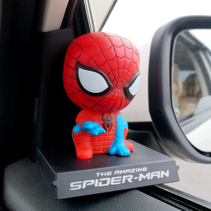 Versão Q do Boneco Batman Toy Figures Desenho Animado Bobble Head Enfeites de Carro Os Vingadores da Marvel Boneco do Capitão América Homem-Aranha