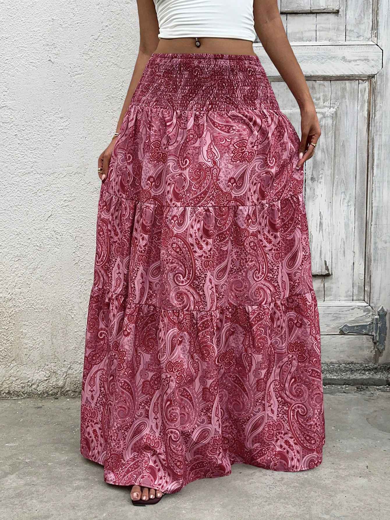 Vacation Style Stretchy Waist Long Maxi Skirt - Flowy Beach Skirt with Elastic Waistband