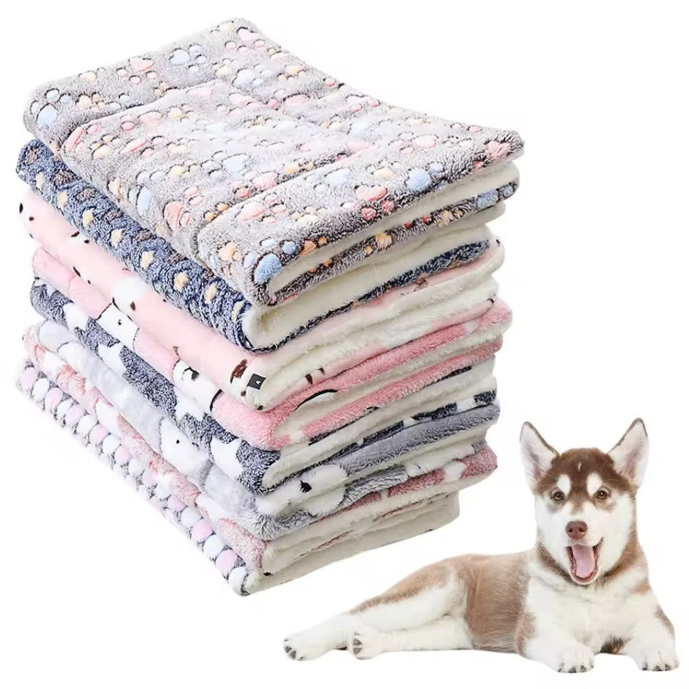 Flannel Pet Sleeping Mat Dog Bed Cat Litter Puppy Bed Dog Sofa Lovely Mattress Cushion for Small Large Dog Blanket Pet Supplies