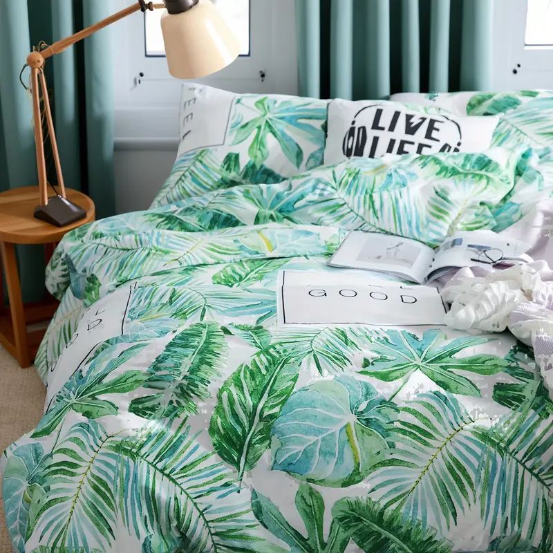 Spring Milan 3-Piece Queen Quilt Set, Lightweight Floral Bedspread Coverlet, Reversible All Season Bedding, Soft Microfiber with