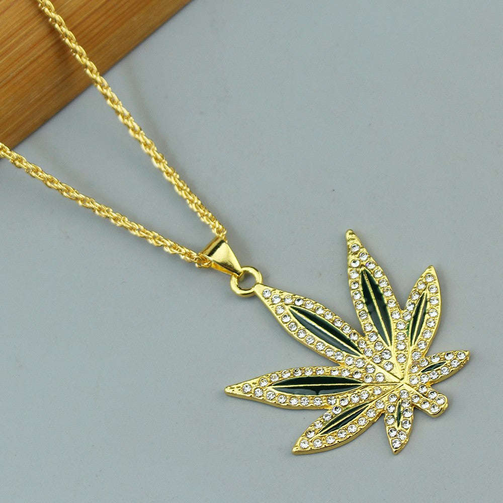 Colar Amuleto Erva Daninha da Moda para Mulheres Homens Colar Folha de Bordo Hip Hop Correntes Pingente Joias Presente Atacado Collares
