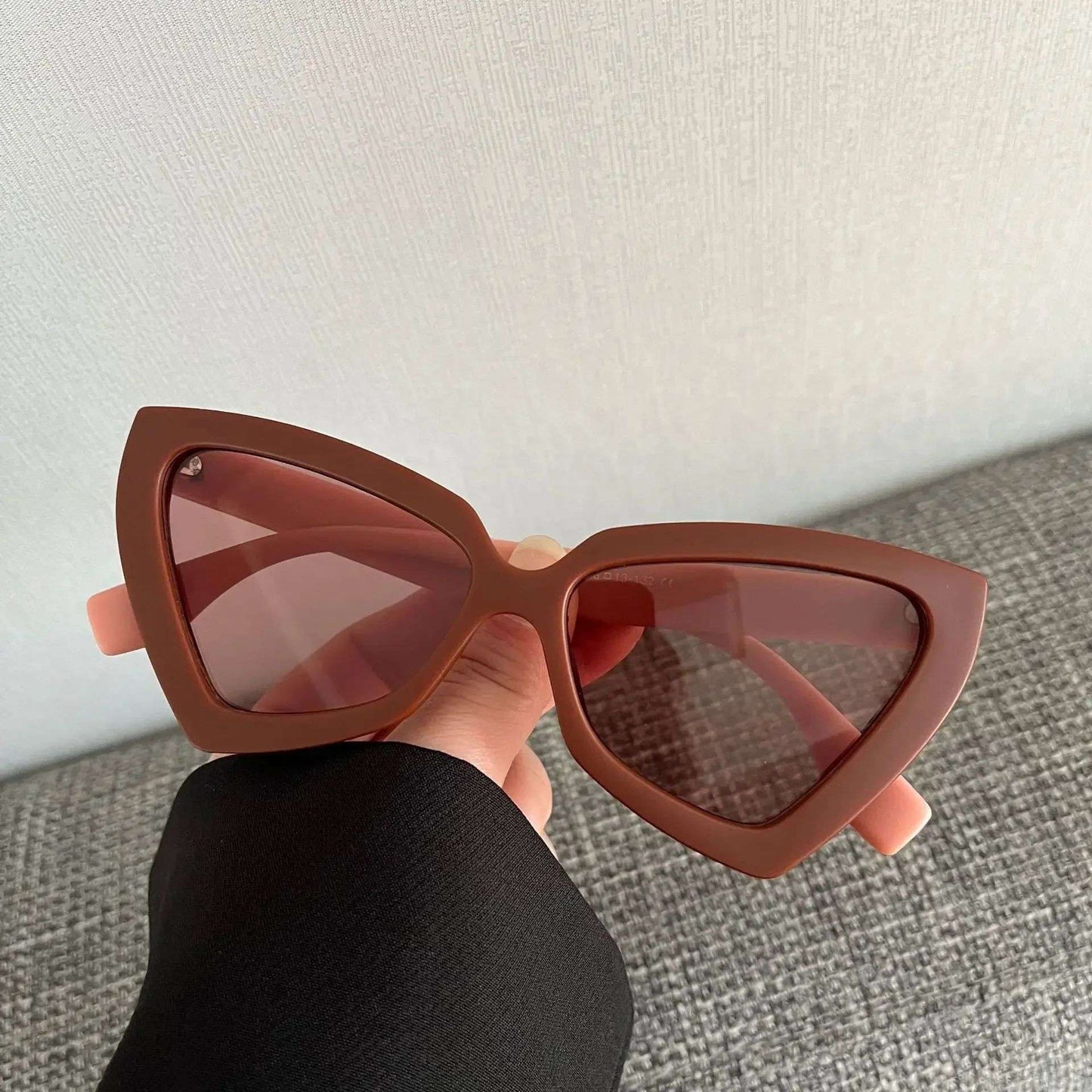 New Fashion Cat Eye Sunglasses Female Luxury Brand Designer Sun Glasses for Women Travelling Sun Shades Glasse y2k Gafas De Sol