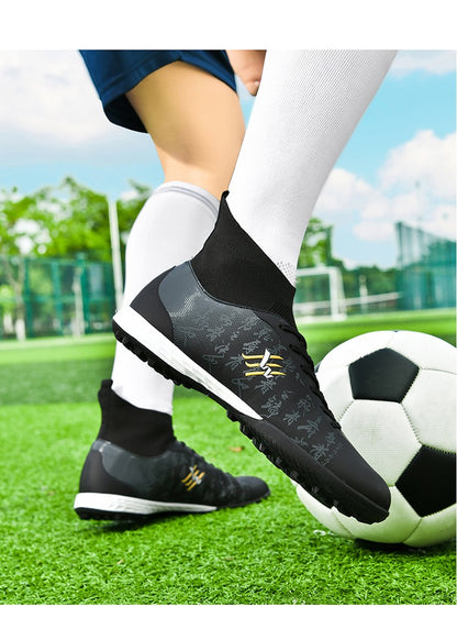 New Soccer Boots Men Football Shoes Cleats Professional Soccer Shoe High-Tops Non-Slip Spikes for Big Boys Wide Training Sneaker