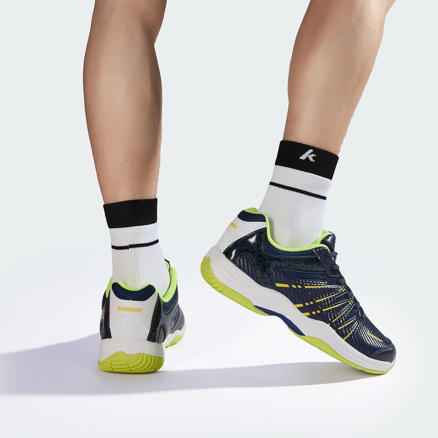 Kawasaki K-065D New Color Badminton shoes Man Women Anti-torsional Cushioning Men's Tennis Shoes For Training