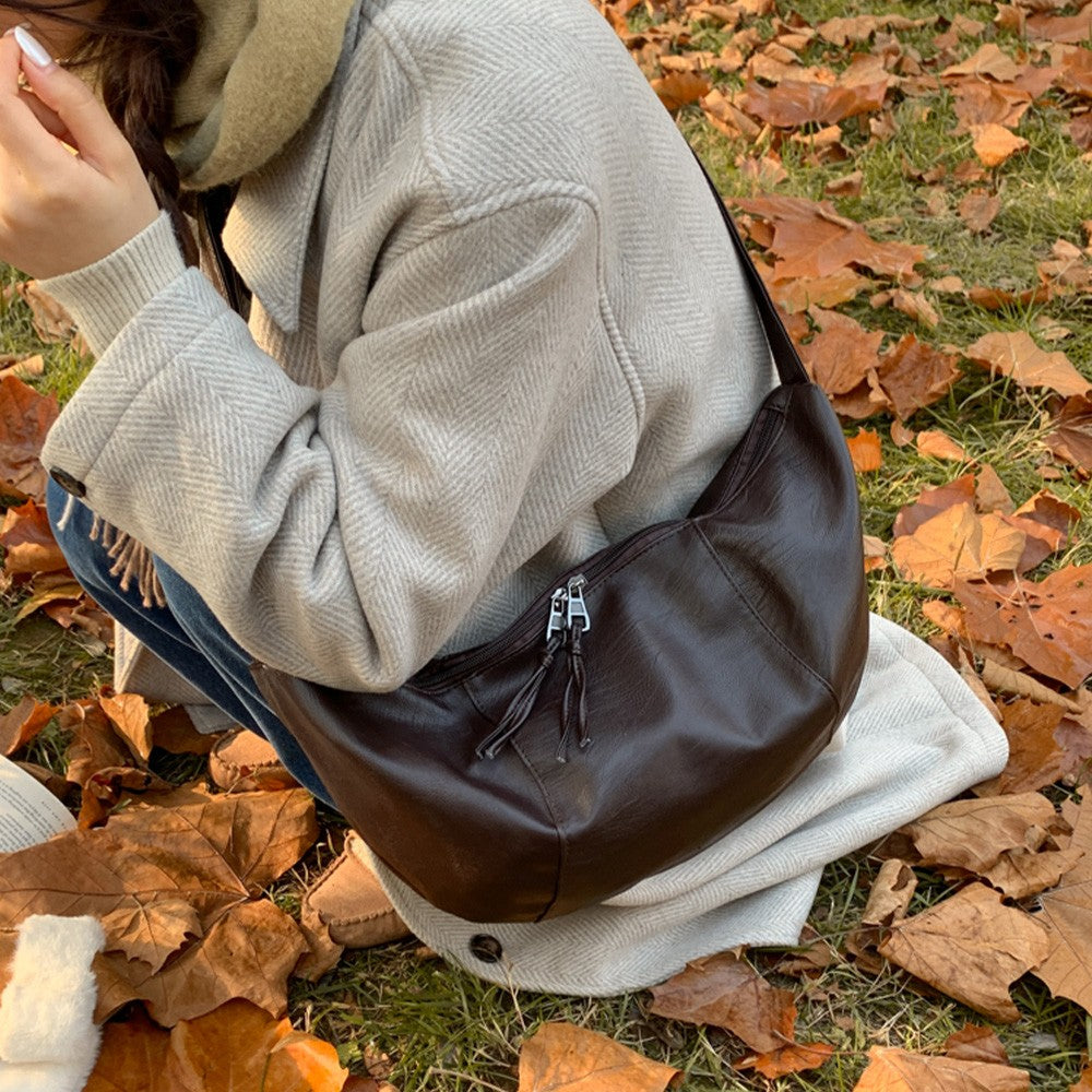 Small Niche Design Women's Large-Capacity Autumn and Winter Versatile Wide-Strap Single Shoulder Crossbody Dumpling Bag