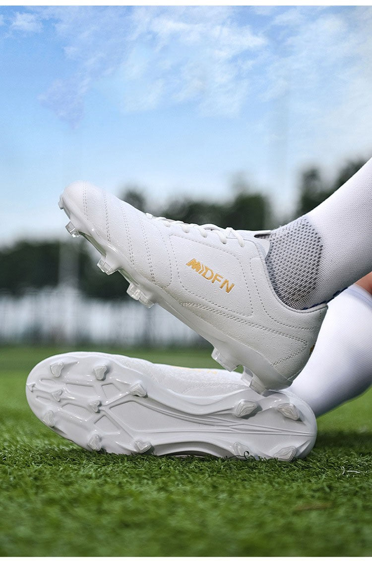 New Men Football Boots Men Soccer Shoes Adults Society Football Cleats Ultralight Training Soccer Sneakers Outdoor Lagre Size 47