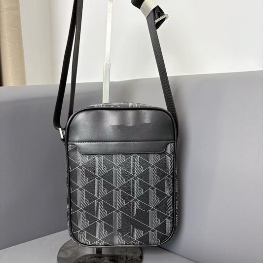 2025 new retro printed men's shoulder bag, casual and fashionable crossbody bag, horizontal version trendy men's crossbody bag