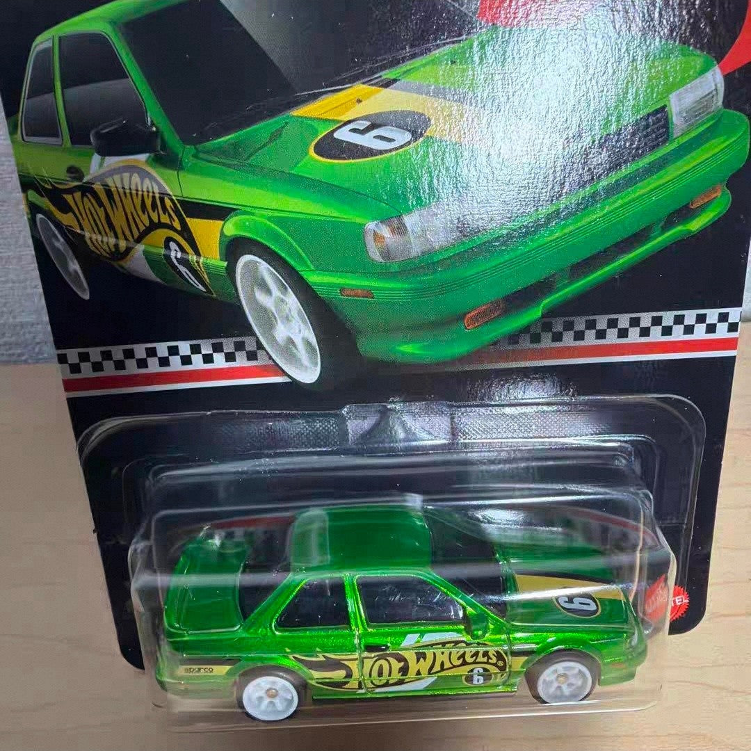 Hot Wheels Original 2025 Coleção de Colecionador Carro Modelo 1/64 91 NISSAN SENTRA SE-R Porsche MERCEDES-BENZ UNIMOG Modelos em Liga Presentes