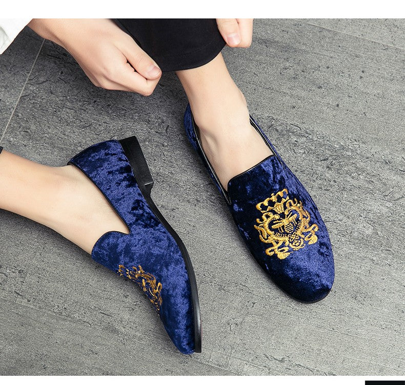 2022 Wedding Dress Shoes Casual Men Loafers New Big Size Lazy Peas shoes Embroidery Moccasins Shoes Suede Leather shoes Zapatos