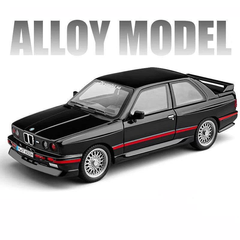 1:24 1988 BMW E30 M3 IM Liga Escala Modelo Carro Diecast Miniatura de Metal Carro Som?Luz Coleção de Carros Clássicos Brinquedo Infantil Veículo