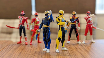 Em estoque, original Bandai Action Hero Super Sentai Power Rangers Coleção Red Rangers Bonecos de Ação Modelo Brinquedo Presente