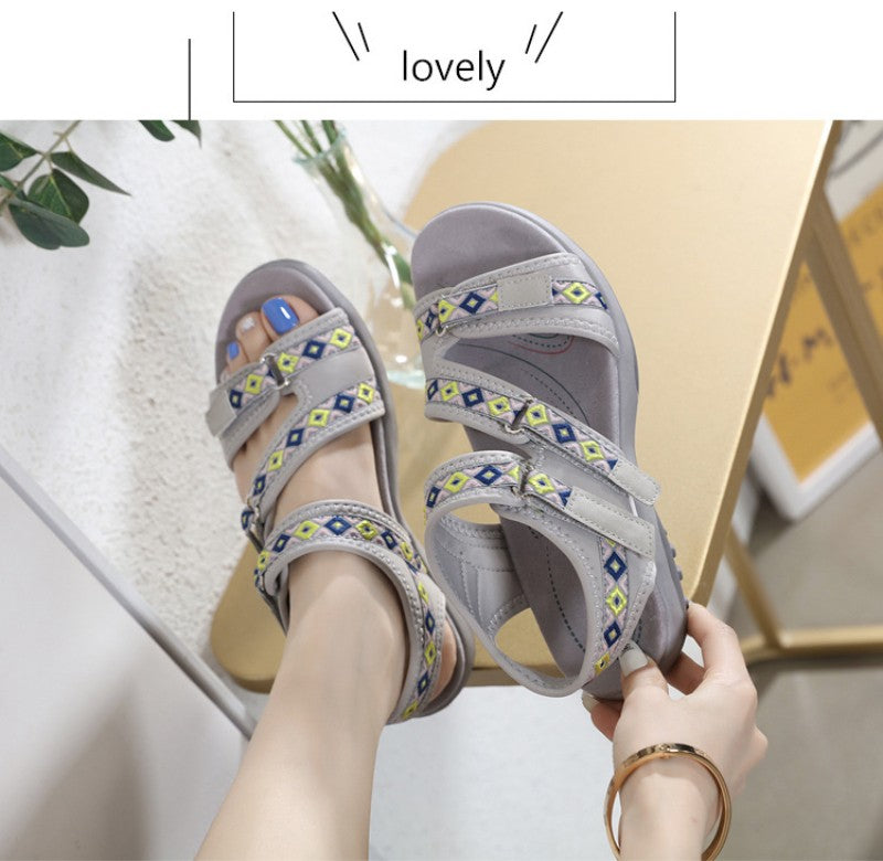 Spring And Summer Printed Velcro Comfortable Casual Beach Flat Sandals For Women's Ethnic Style Leisure Comfortable And Simple