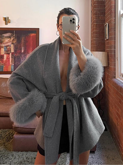 Casacos Curtos de Lã Elegantes com Cadarço Sólido Lapela Solta Cinto Peludo Manga Longa Jaqueta Feminina 2025 Outono Inverno Lady Chique Cardigãs